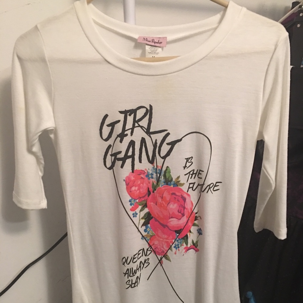 Long “GirlGang” top with ♥️ hearts